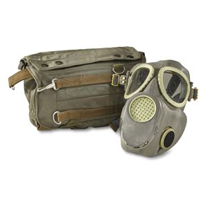 Polish MP-4 "Bulldog" Gas Mask - MILITARY SURPLUS - Check out Our Selection of Genuine Military ...