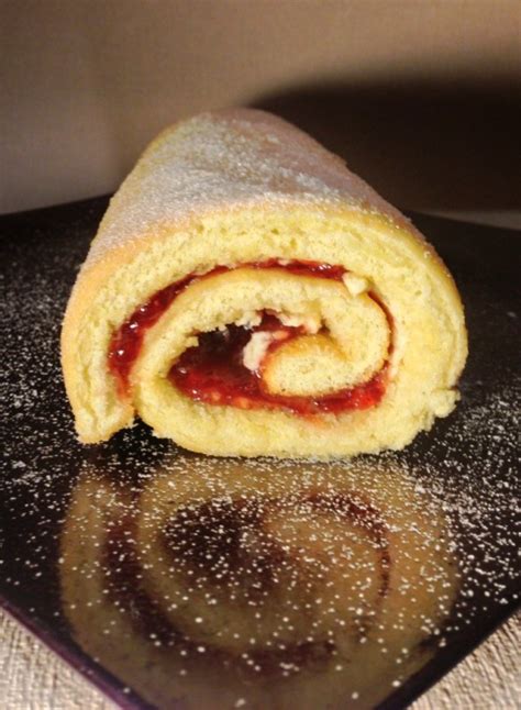 Simple Strawberry Jam Swiss Roll | bakearama