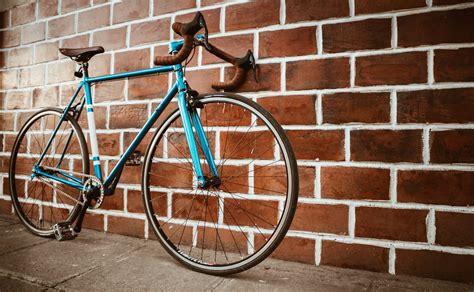 Blue Road Bike · Free Stock Photo