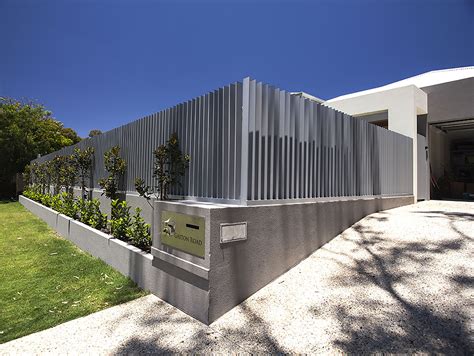 Vertical Fence - design idea. Installed by ScreenStyle WA at City Beach ...