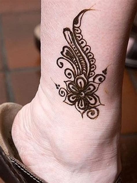 Henna Mehndi tattoo designs idea for ankle - Tattoos Art Ideas