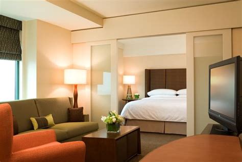 Sheraton Back Bay Boston Hotel Junior Suite | Boston hotels, Hotel, Suites