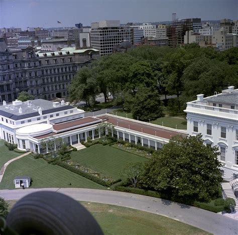 Aerial View Of The White House Today - img-level