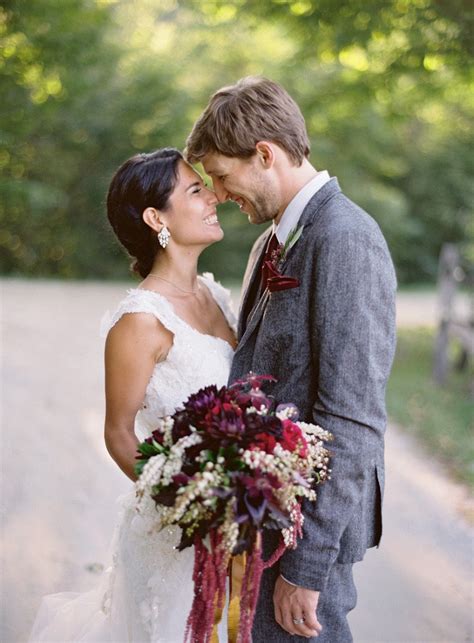 34 Stunning Fall Wedding Photos | StyleCaster