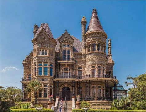 Victorian Era Homes | Victorian style homes, Victorian homes, Architecture house