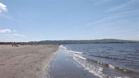 Ayr Beach - Wullie Broon's Scotland