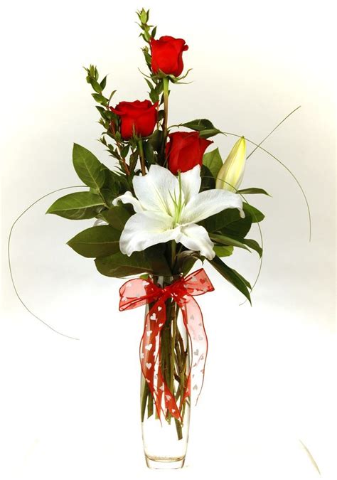 Romantic Valentine's Day Floral Arrangements