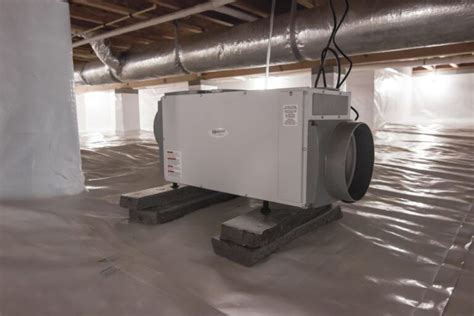 Crawl Space Ventilation: Requirements and Hacks