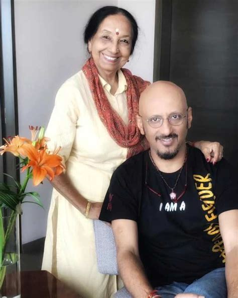 Shantanu Moitra Age, Wife, Children, Family, Biography & More ...