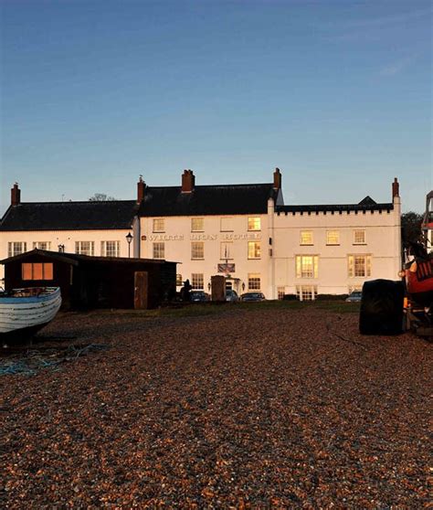 Discover Aldeburgh | White Lion Hotel Aldeburgh