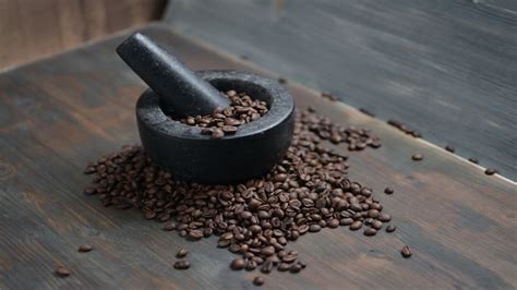 How to Grind Coffee Beans Without a Grinder