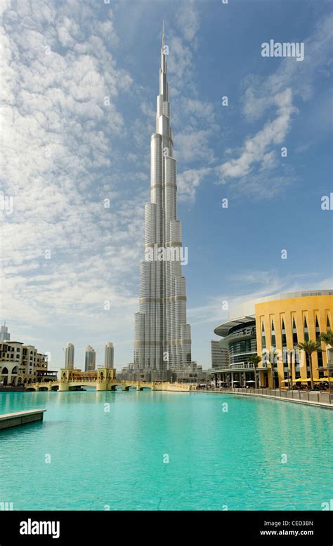 Burj Khalifa and the outside area of Dubai Mall, Dubai Business Bay, Downtown Dubai, Dubai ...