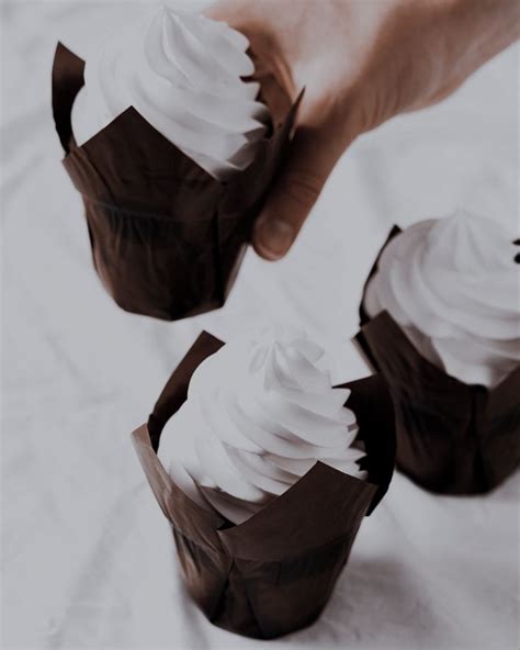 cupcake aesthetic | Aesthetic food, Fashion, Aesthetic