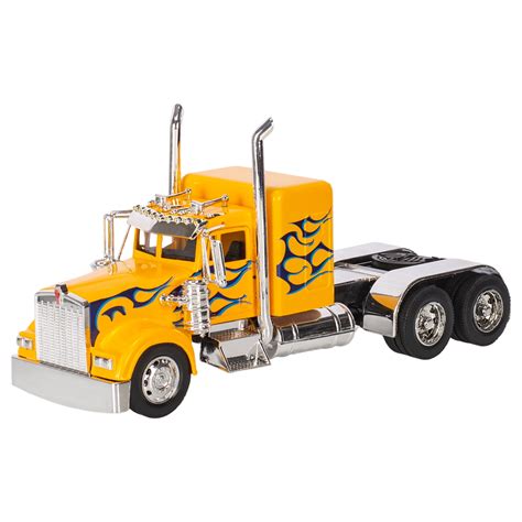 Peterbilt 389/Kenworth W900 Semi Truck Die Cast Toy - 1:32 Scale Yellow ...