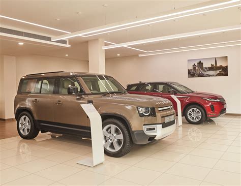 New Jaguar Land Rover Showroom in Mumbai Opened in Santa Cruz East