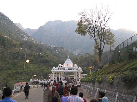 Mata Vaishno Devi Temple in Jammu & Kashmir, Historical Significance, Architecture, Tourism Planning