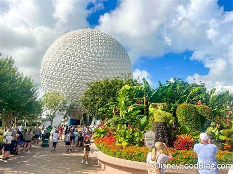 NEWS: Flower and Garden Festival Kiosks and Topiaries Are UP in EPCOT! - Disney by Mark