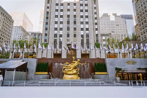 NYC: Ice Skating at Rockefeller Center with Skate Rental | GetYourGuide