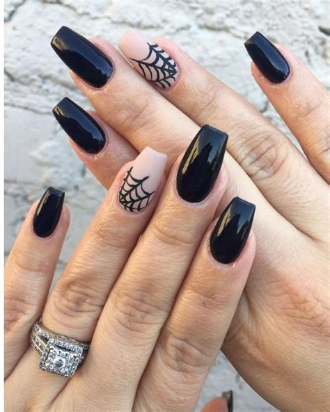 20 nail designs to invoke your inner witch on Halloween | Halloween ...