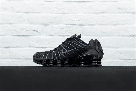 Nike Shox TL | Nyheter fra Nike finner du hos SKILLS - Sneaker.no ...