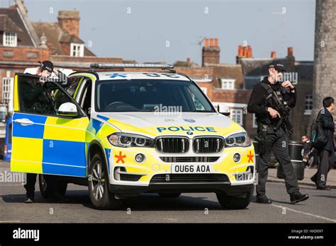 Windsor, UK. 27th March, 2017. A police armed response vehicle awaits the Changing of the Guard ...