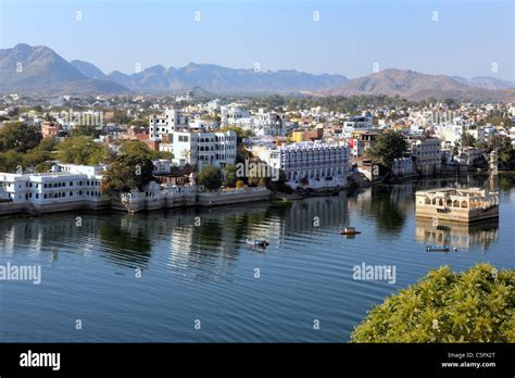 Pichola lake, Udaipur, India Stock Photo - Alamy