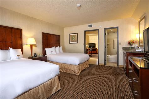 Discount Coupon for DoubleTree Suites by Hilton Tucson Airport in Tucson, Arizona - Save Money!