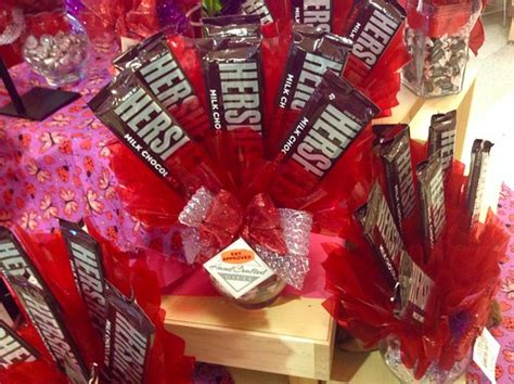 Hershey Chocolate Bar Bouquets for Valentine's Day 2015, S… | Flickr