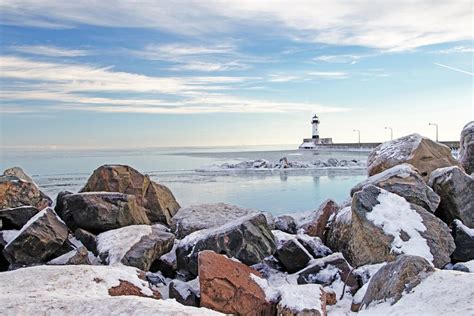 9 of the MOST AMAZING Things to do in Duluth This Winter!