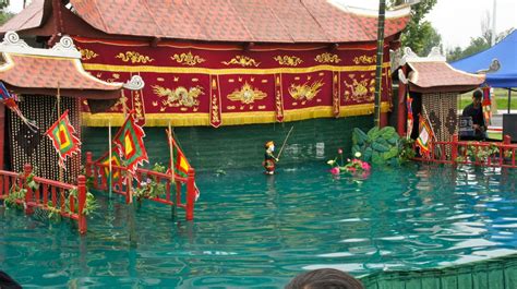 Discover Vietnamese water puppetry (Múa rối nước) - hanoi online