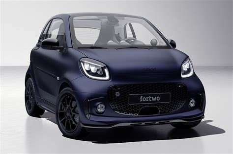 smart EQ fortwo edition bluedawn: Elektrisierender Blickfang mit ...