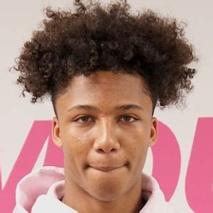 Mikey Williams - Age, Family, Bio | Famous Birthdays