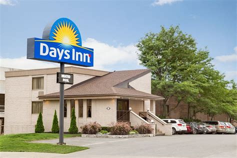 DAYS INN BY WYNDHAM FALLSVIEW - Updated 2024 Prices & Hotel Reviews ...