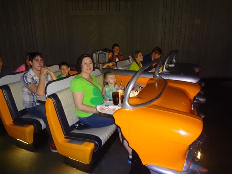 Restaurant Review: Disney's Sci-Fi Diner - Travel Time Mama