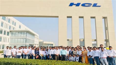 15% HCL Employees Resigned In 90 Days; HCL Offers Share Ownership For ...