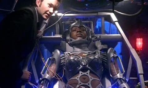 Cyberwoman 1x04 - Torchwood Image (978731) - Fanpop