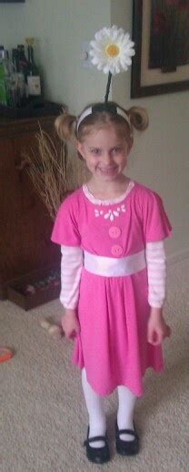 Costume - Daisey Head Mayzie from Dr. Seuss | Dr seuss costumes, Dr seuss day, Seuss