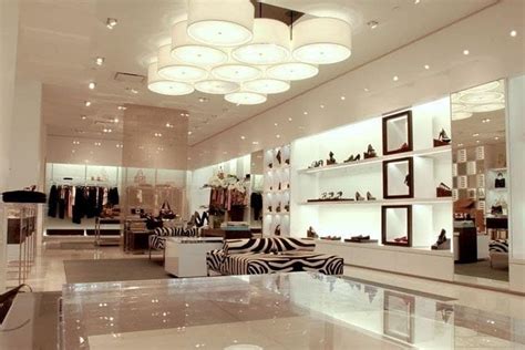 How To Select & Design Retail Lighting in 6 Steps