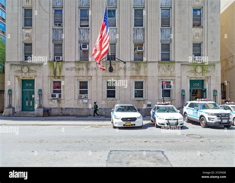 306 w 54th st hi-res stock photography and images - Alamy