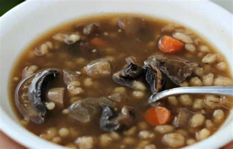 Instant Pot Mushroom Barley Soup