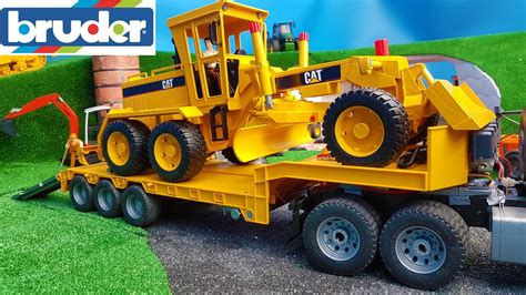 BRUDER toys truck - CONSTRUCTION grader delivery! - YouTube