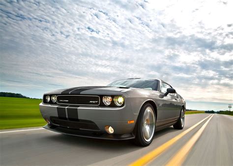 2012 Dodge Challenger SRT8 392 Review, Specs, Price & Pictures