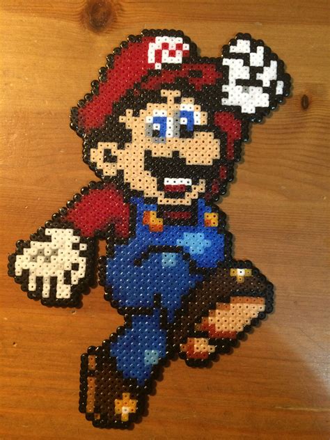 Pin by Raquel Araya Bolaños on fabulas | Hama beads mario, Nerdy perler ...