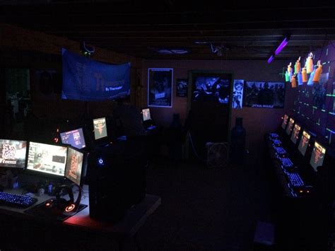 Pretty Chill LAN Party Setup : r/lanpartylife