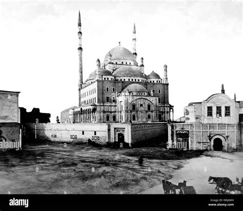 Medieval cairo hi-res stock photography and images - Alamy