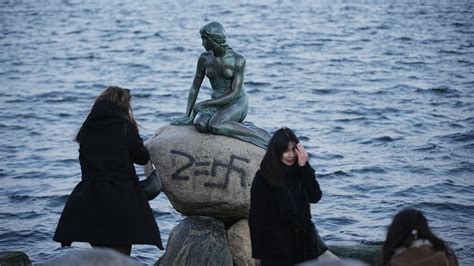 From Iraq to Ukraine: Copenhagen's Little Mermaid statue takes on political graffiti again ...