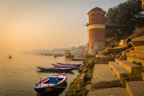 Morning at Assi Ghat, Varanasi Stock Image - Image of river, famous ...