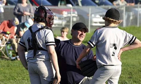 What is a Bench Coach in Baseball? (Fully Explained)