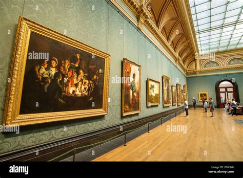 National gallery london paintings hi-res stock photography and images ...