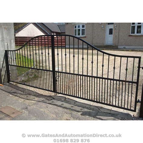 Short Metal Driveway Gate 008 - Gates & Automation Direct